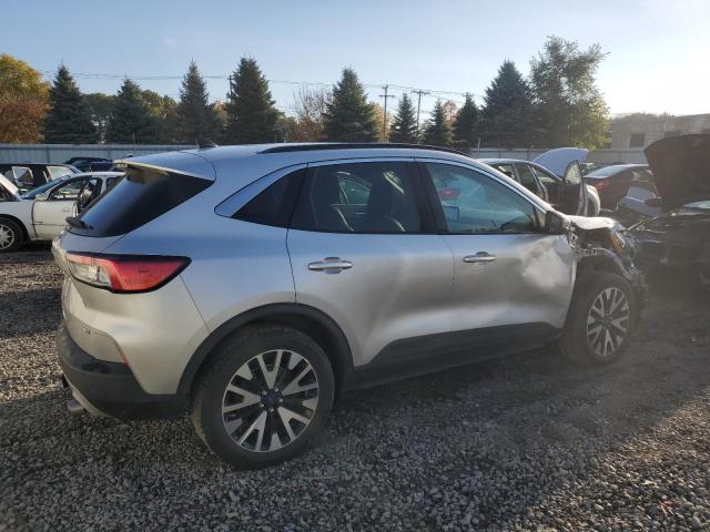 Zdjęcie 3 z aukcji – 2020 FORD ESCAPE SEL z VIN 1FMCU9H97LUB89618