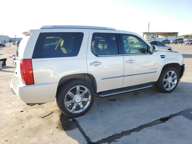 Photo 3 from auction – 2011 CADILLAC ESCALADE with VIN 1GYS3AEF5BR335606
