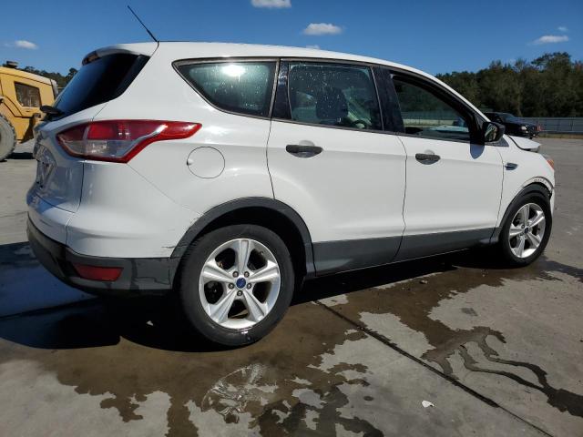 Photo 3 from auction – 2016 FORD ESCAPE S with VIN 1FMCU0F77GUC74378
