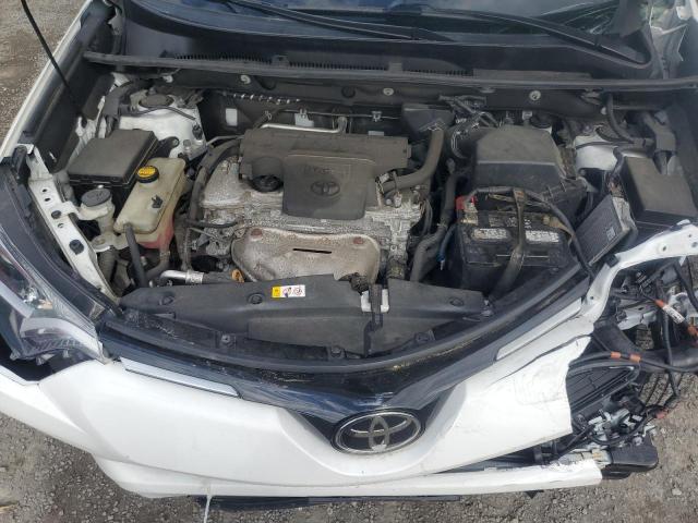 Photo 12 from auction – 2018 TOYOTA RAV4 LE with VIN 2T3BFREV4JW852879