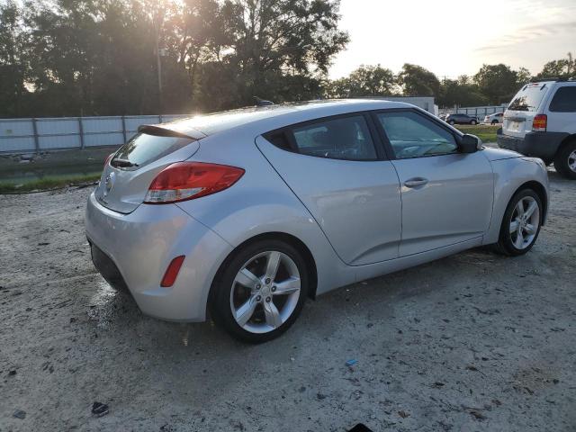Photo 3 from auction – 2014 HYUNDAI VELOSTER with VIN KMHTC6AD1EU207128