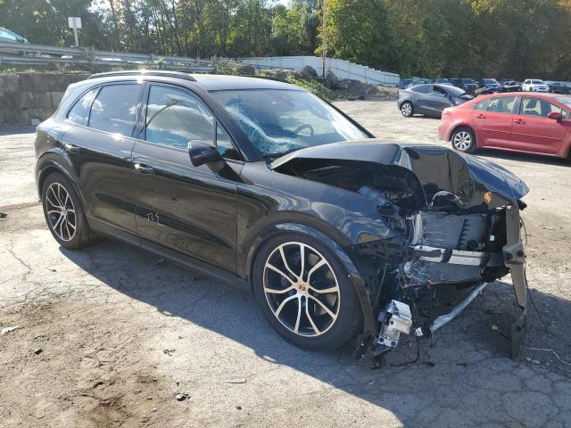 Photo 4 from auction – 2024 PORSCHE CAYENNE with VIN WP1AA2AY1RDA02409
