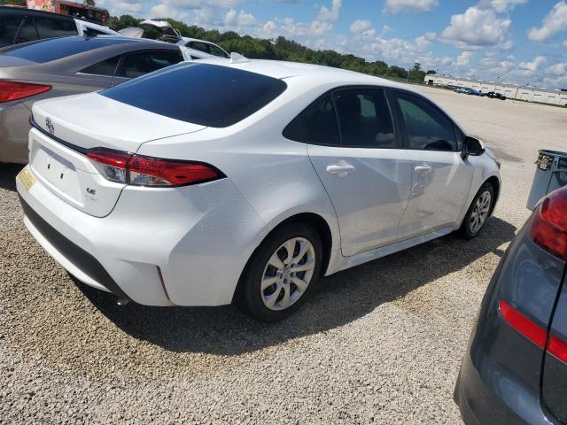 Photo 3 from auction – 2022 TOYOTA COROLLA LE with VIN 5YFEPMAE1NP385293