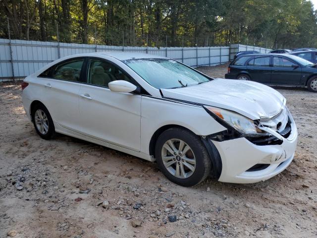 Photo 4 from auction – 2011 HYUNDAI SONATA GLS with VIN 5NPEB4AC7BH304724