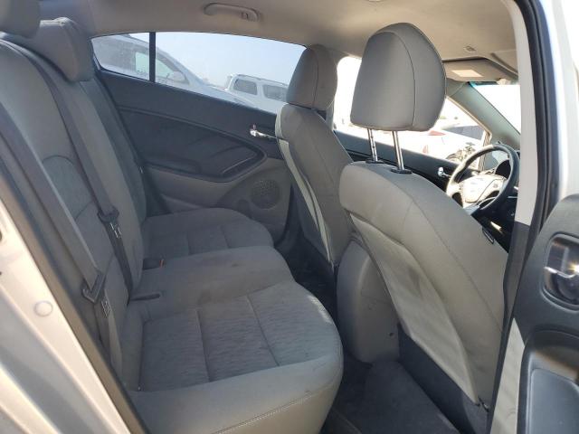 Photo 10 from auction – 2016 KIA FORTE LX with VIN KNAFK4A6XG5539718