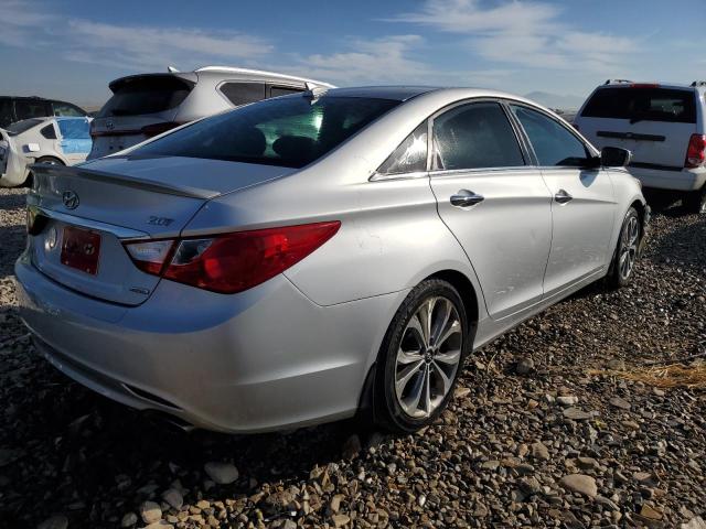 Photo 3 from auction – 2013 HYUNDAI SONATA SE with VIN 5NPEC4AB6DH618601