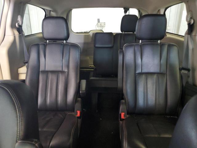 Photo 10 from auction – 2015 CHRYSLER TOWN & COU with VIN 2C4RC1BG7FR553046