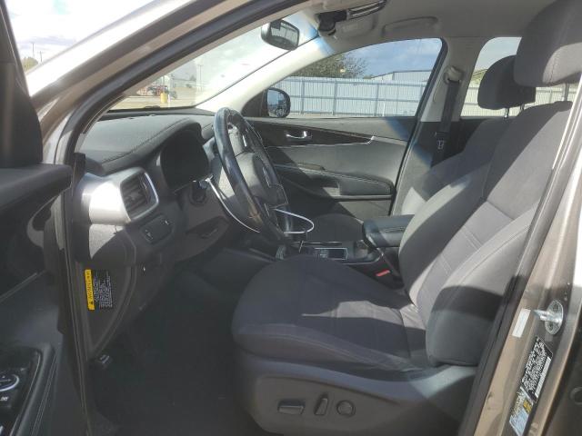Photo 7 from auction – 2017 KIA SORENTO LX with VIN 5XYPG4A31HG209697