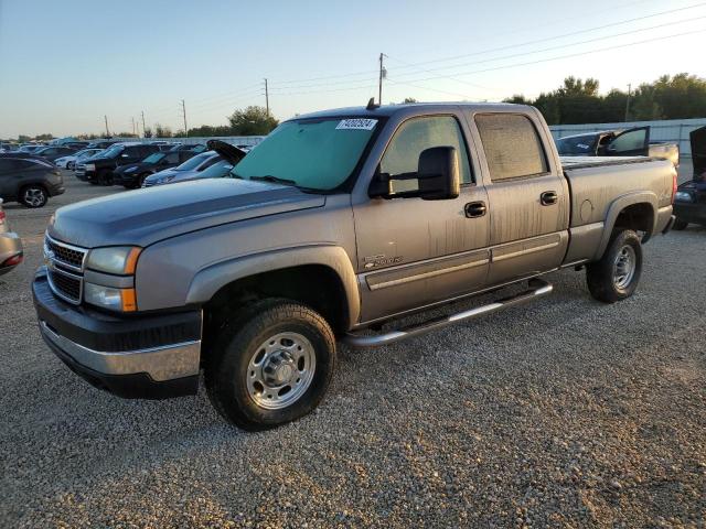 CHEVROLET SILVERADO 2006 with VIN 1GCHK23D56F150182 - Photo from auction