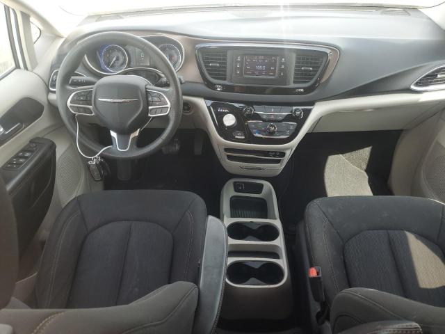 Photo 8 from auction – 2017 CHRYSLER PACIFICA L with VIN 2C4RC1CGXHR515005