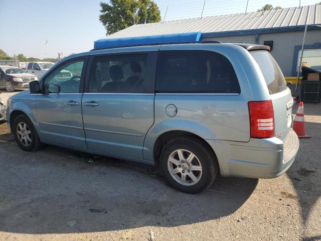 Photo 2 from auction – 2010 CHRYSLER TOWN & COU with VIN 2A4RR5D14AR253577