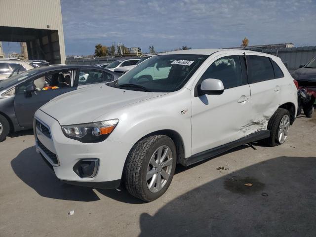 MITSUBISHI OUTLANDER 2015 with VIN 4A4AP3AU3FE033677 - Photo from auction
