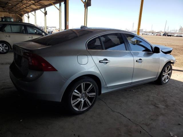 Photo 3 from auction – 2011 VOLVO S60 T6 with VIN YV1902FH6B2013725