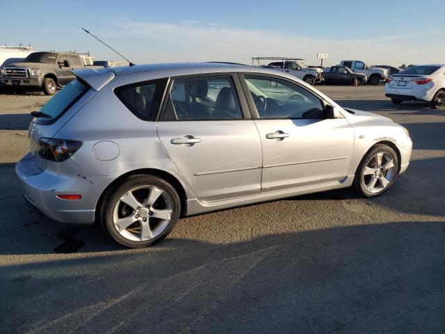 Photo 3 from auction – 2004 MAZDA 3 HATCHBAC with VIN JM1BK343041113973