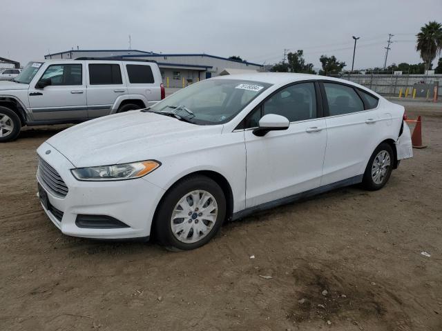 FORD FUSION S 2014 with VIN 3FA6P0G71ER152049 - Photo from auction