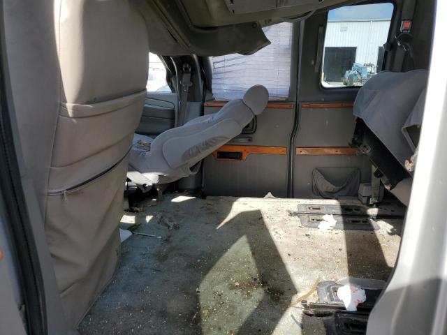 Photo 11 from auction – 2005 CHEVROLET EXPRESS G1 with VIN 1GBFG15T351241152