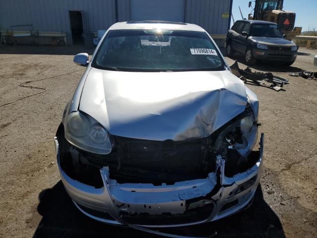 Photo 5 from auction – 2006 VOLKSWAGEN JETTA 2.5 with VIN 3VWSF71K06M777622