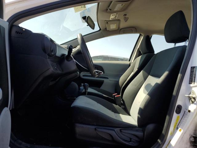Photo 7 from auction – 2013 TOYOTA PRIUS C with VIN JTDKDTB35D1539641