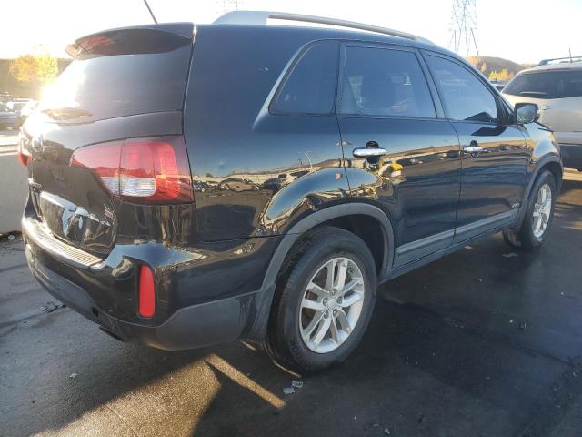 Photo 3 from auction – 2014 KIA SORENTO LX with VIN 5XYKTDA68EG546928