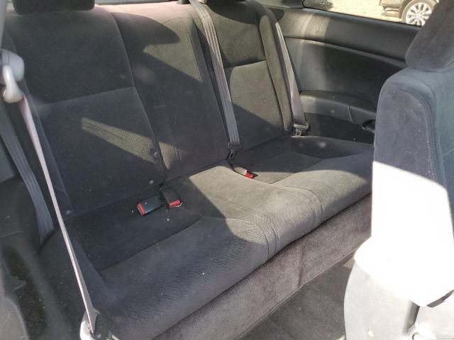 Photo 10 from auction – 2004 HONDA CIVIC EX with VIN 1HGEM22044L013021
