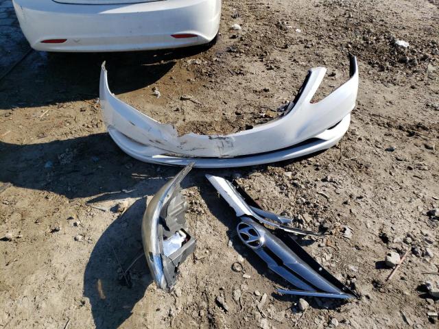 Photo 12 from auction – 2011 HYUNDAI SONATA SE with VIN 5NPEC4AC0BH034412