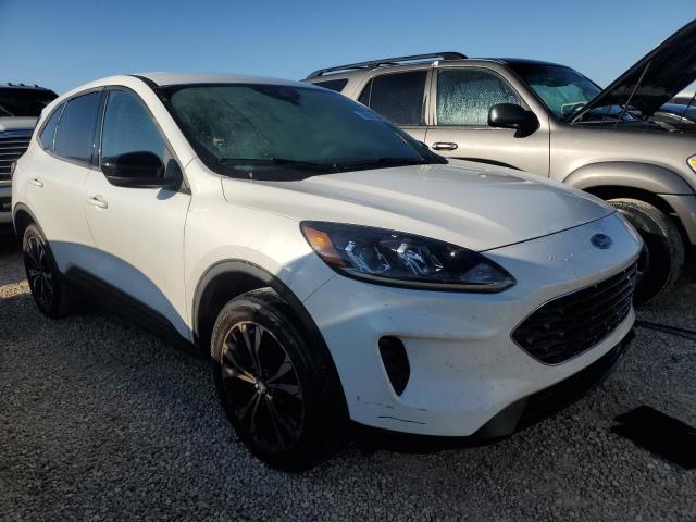 Photo 4 from auction – 2022 FORD ESCAPE SE with VIN 1FMCU9G63NUB93904