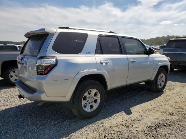 Photo 3 from auction – 2016 TOYOTA 4RUNNER SR with VIN JTEBU5JR1G5300002