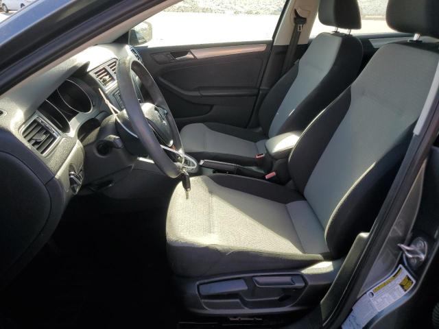 Photo 7 from auction – 2017 VOLKSWAGEN JETTA S with VIN 3VW2B7AJ5HM352306