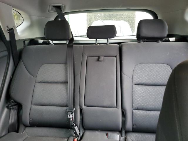 Photo 10 from auction – 2017 HYUNDAI TUCSON LIM with VIN KM8J3CA47HU564713