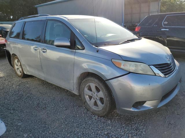 Photo 4 from auction – 2011 TOYOTA SIENNA LE with VIN 5TDKK3DC5BS130588