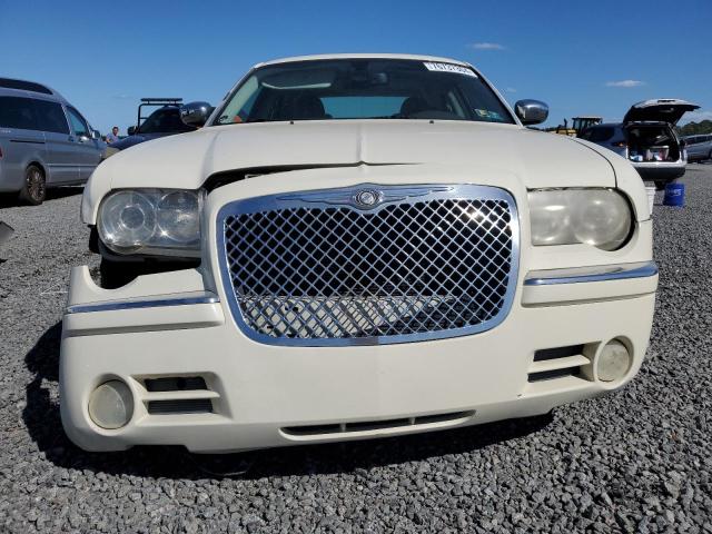 Photo 5 from auction – 2009 CHRYSLER 300C with VIN 2C3KA63T89H581047