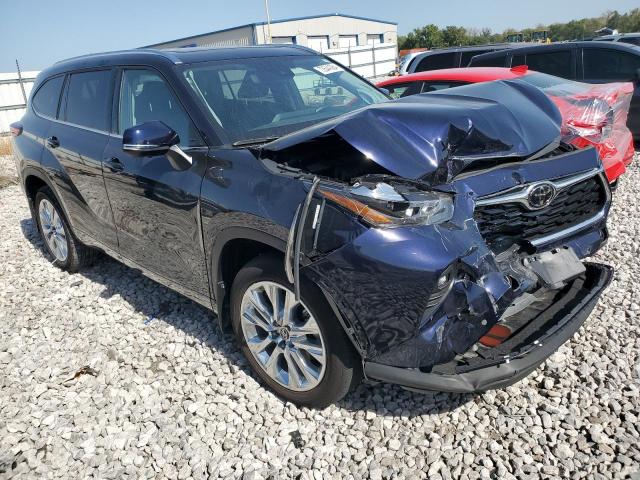 Photo 4 from auction – 2023 TOYOTA HIGHLANDER with VIN 5TDKDRAH3PS046001