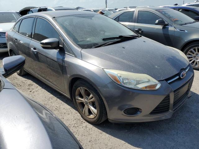 Снимка 4 от търг – 2014 FORD FOCUS SE с VIN 1FADP3F25EL447930