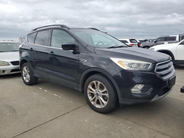 Photo 4 from auction – 2017 FORD ESCAPE SE with VIN 1FMCU9GD7HUB22465