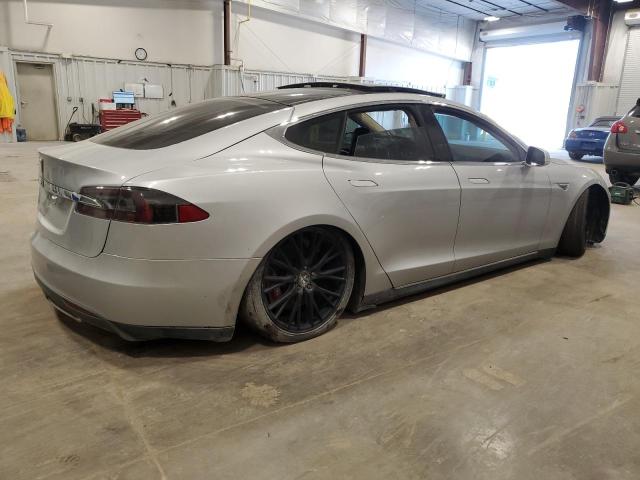 Photo 3 from auction – 2012 TESLA MODEL S with VIN 5YJSA1DP6CFS00048