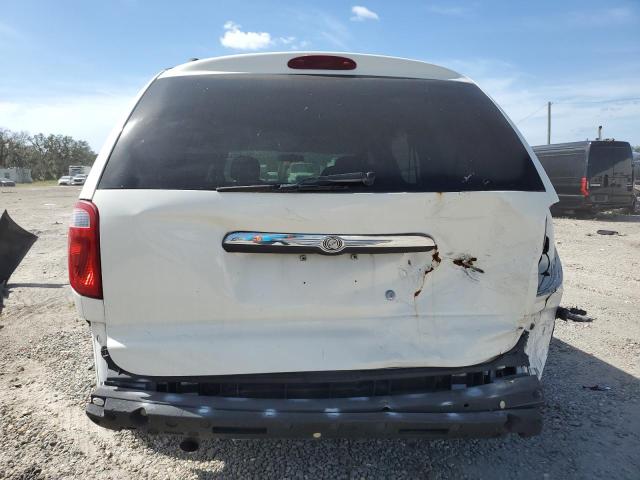 Photo 6 from auction – 2005 CHRYSLER TOWN & COU with VIN 2C4GP54L95R219077