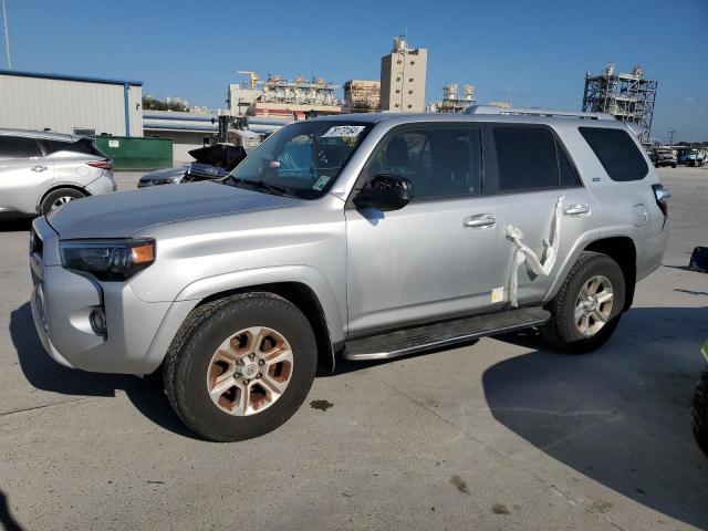 TOYOTA 4RUNNER SR 2015 with VIN JTEZU5JR9F5088382 - Photo from auction