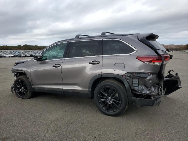 Photo 2 from auction – 2019 TOYOTA HIGHLANDER with VIN 5TDJZRFH8KS624673