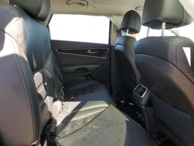 Photo 11 from auction – 2017 KIA SORENTO EX with VIN 5XYPHDA57HG290932