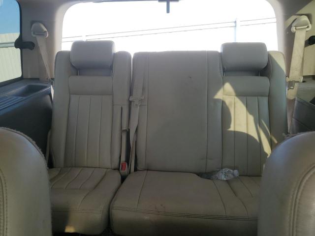 Photo 10 from auction – 2004 LINCOLN NAVIGATOR with VIN 5LMFU28R44LJ43429