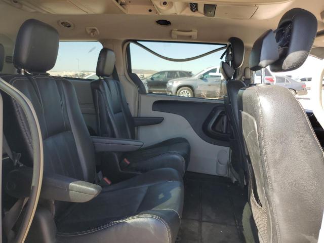 Photo 11 from auction – 2015 CHRYSLER TOWN & COU with VIN 2C4RC1BG6FR577368