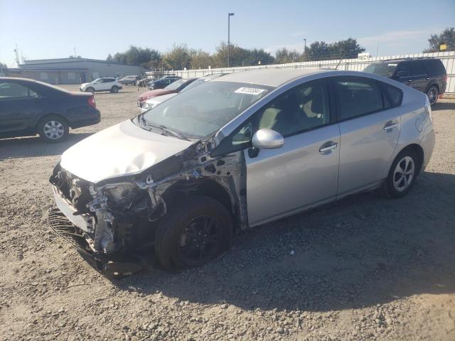 صورة رقم 1 من المزاد - 2015 TOYOTA PRIUS مع VIN JTDKN3DU1F0455599