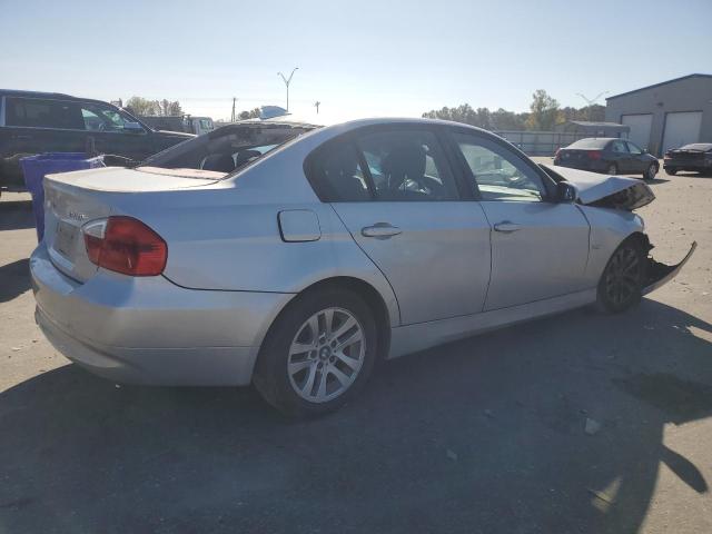 Photo 3 from auction – 2007 BMW 328 I with VIN WBAVA33527PG52356
