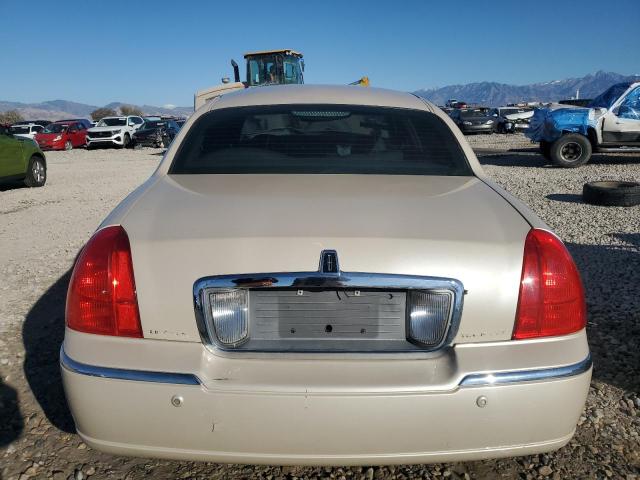Photo 6 from auction – 2003 LINCOLN TOWN CAR C with VIN 1LNHM83W53Y683451