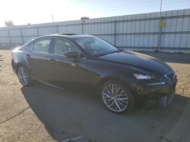 Photo 4 from auction – 2016 LEXUS IS 200T with VIN JTHBA1D22G5015697