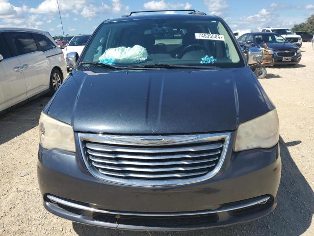 Photo 5 from auction – 2013 CHRYSLER TOWN & COU with VIN 2C4RC1CG0DR607086