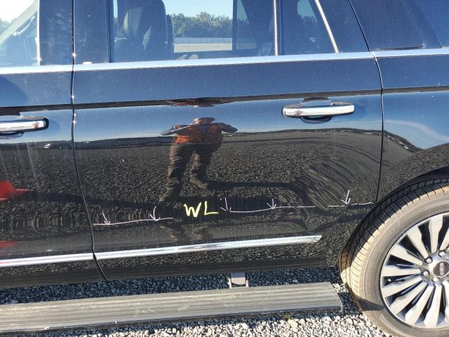 Photo 13 from auction – 2018 LINCOLN NAVIGATOR with VIN 5LMJJ3LT1JEL08137
