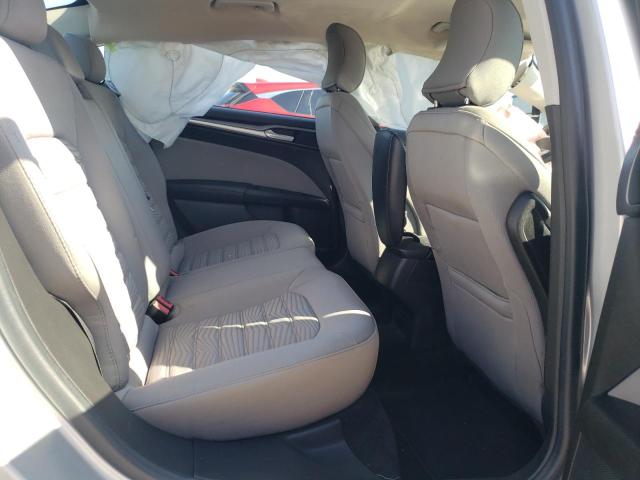 Photo 10 from auction – 2016 FORD FUSION S with VIN 3FA6P0G75GR375777