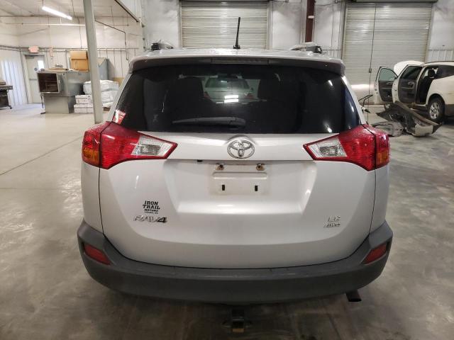 Photo 6 from auction – 2015 TOYOTA RAV4 LE with VIN JTMBFREV4FD162912