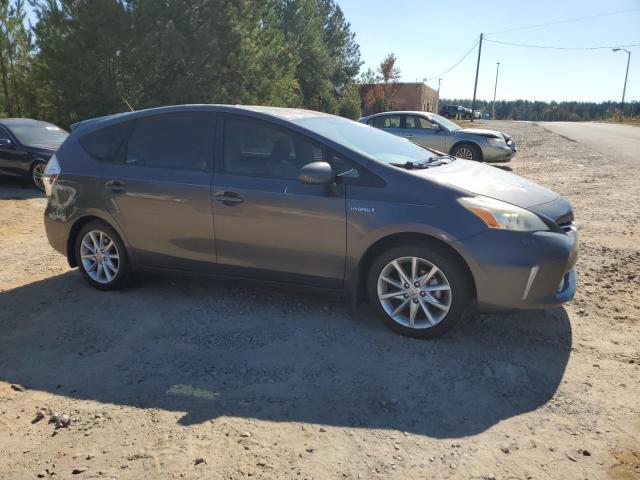 Photo 4 from auction – 2014 TOYOTA PRIUS V with VIN JTDZN3EU0E3313383